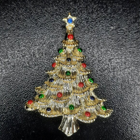 Gerrys Signed Vintage Pin Brooch Christmas tree Brooch Gold tone Rhinestones 60s - Picture 2 of 3